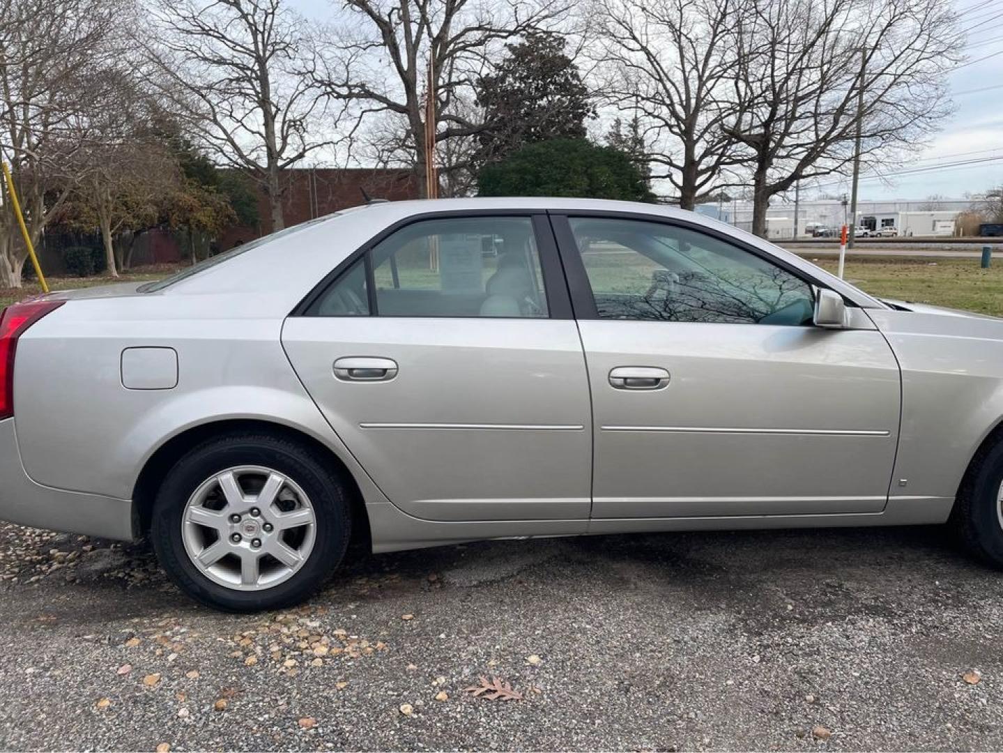 2007 Silver /Gray Cadillac CTS (1G6DM57T170) with an 2.8 V6 engine, Auto transmission, located at 5700 Curlew Drive, Norfolk, VA, 23502, (757) 455-6330, 36.841885, -76.209412 - Photo#2